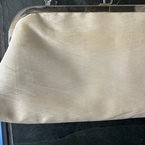 💰3 items for $12!-Elegant Cream Lace Clutch - Picture 11 of 12